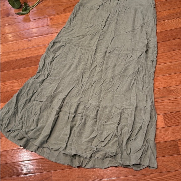 beachlunchlounge Sage Green Maxi Dress - Picture 6 of 7